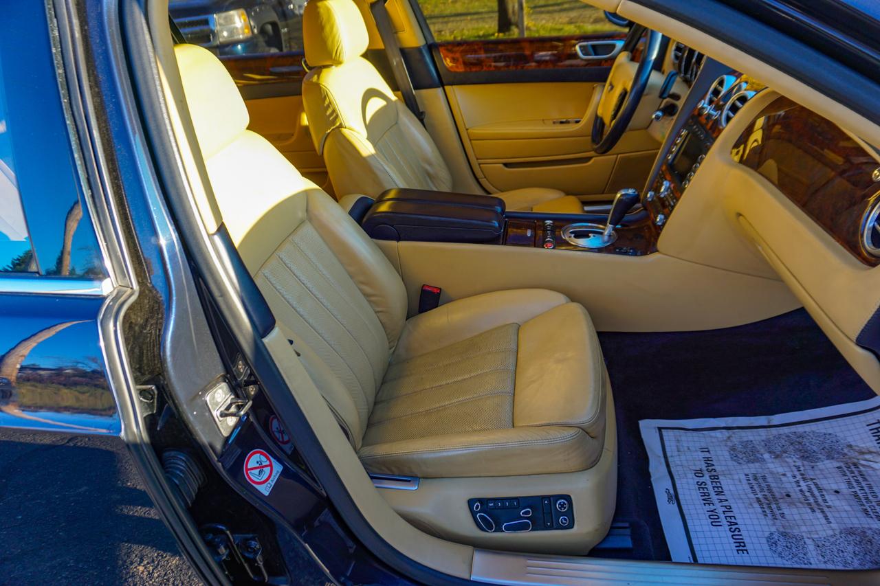 Bentley Continental Flying Spur 4dr Sdn AWD 2006