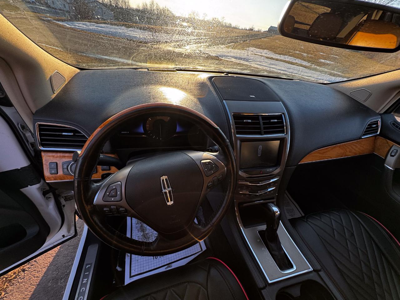 Lincoln MKX AWD 4dr 2013