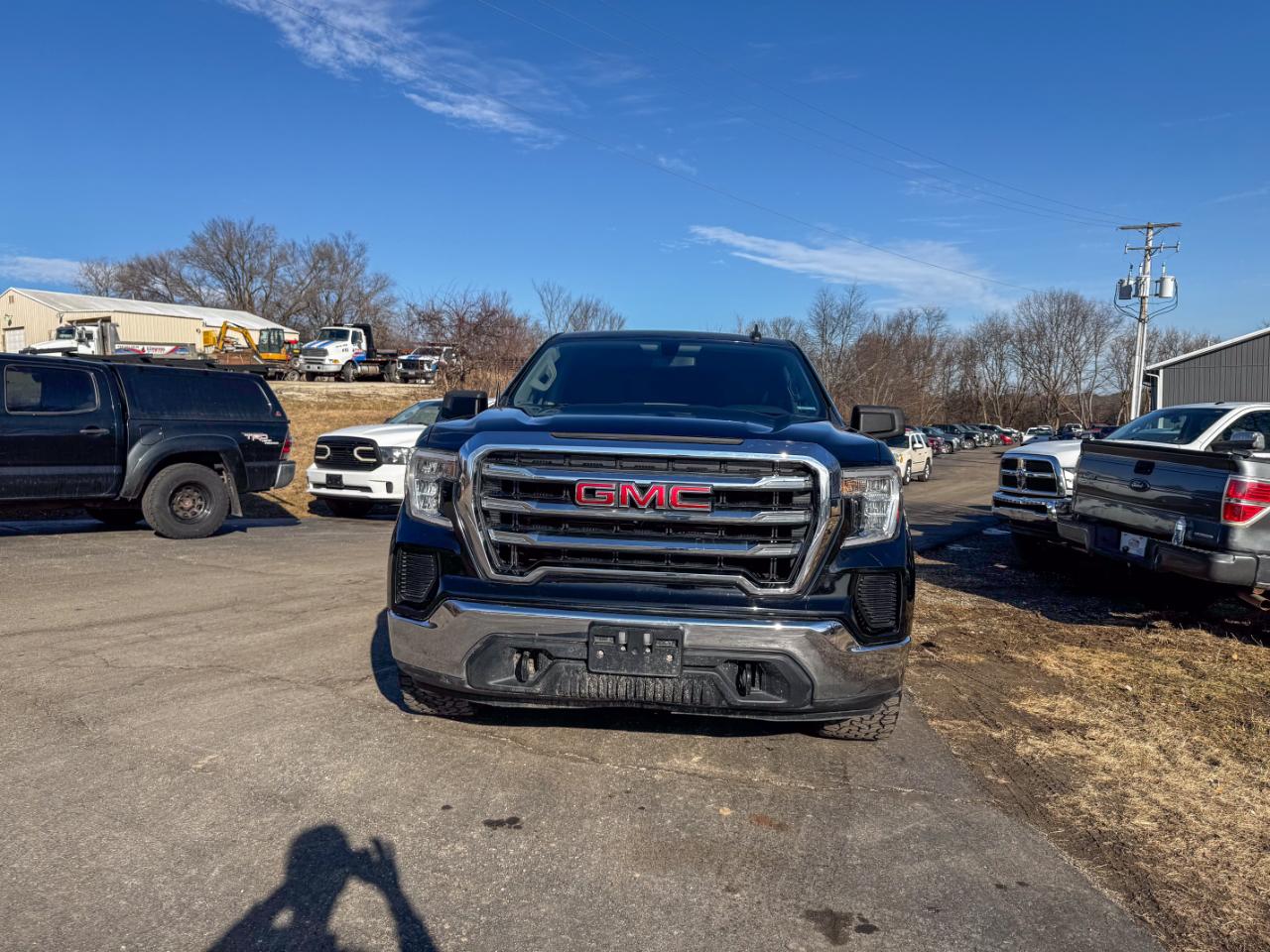 GMC Sierra 1500 4WD Crew Cab 147" SLE 2019