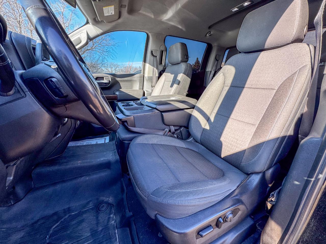 GMC Sierra 1500 4WD Crew Cab 147" SLE 2019