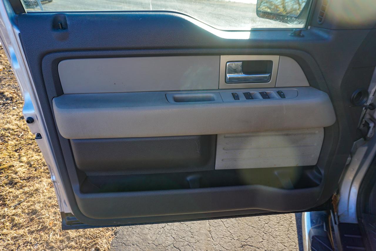 Ford F-150 4WD SuperCrew 145" XLT 2010