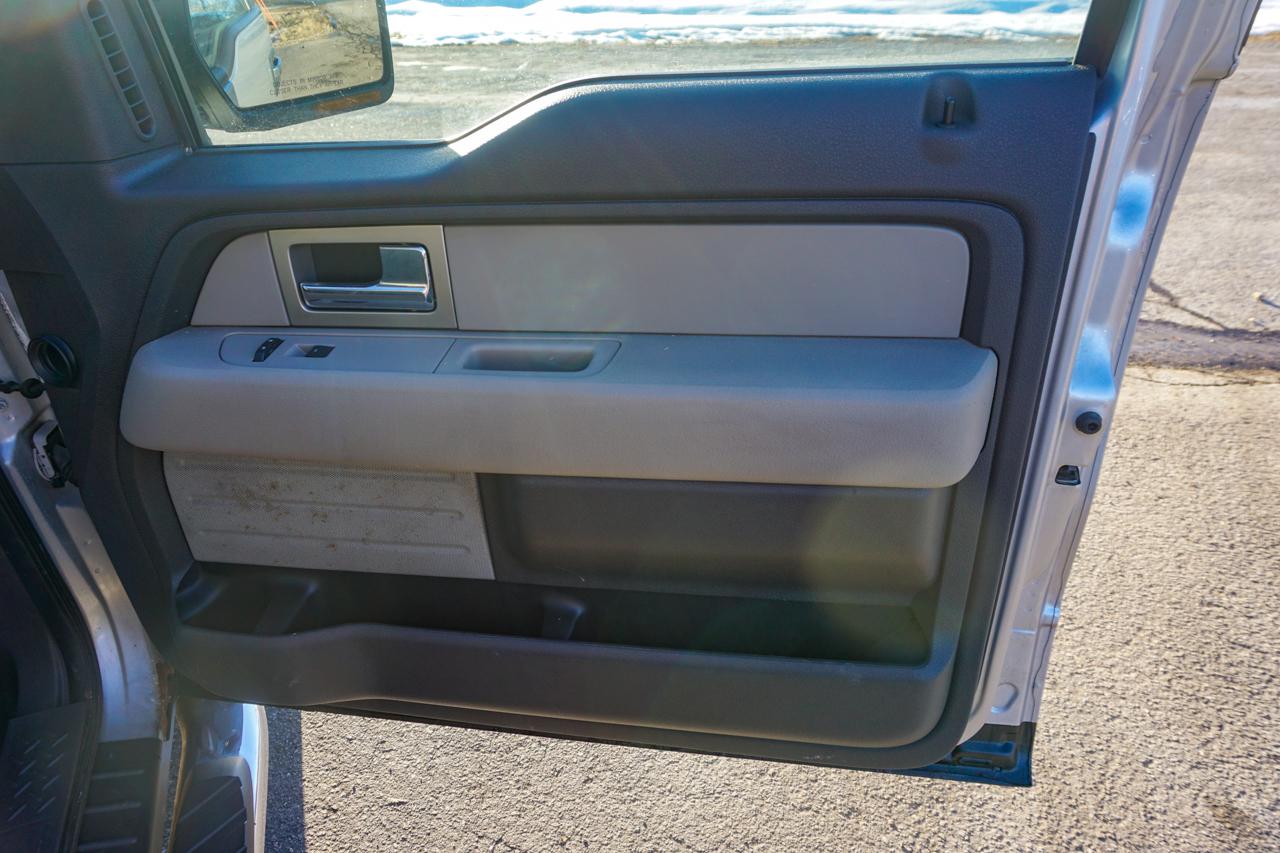 Ford F-150 4WD SuperCrew 145" XLT 2010