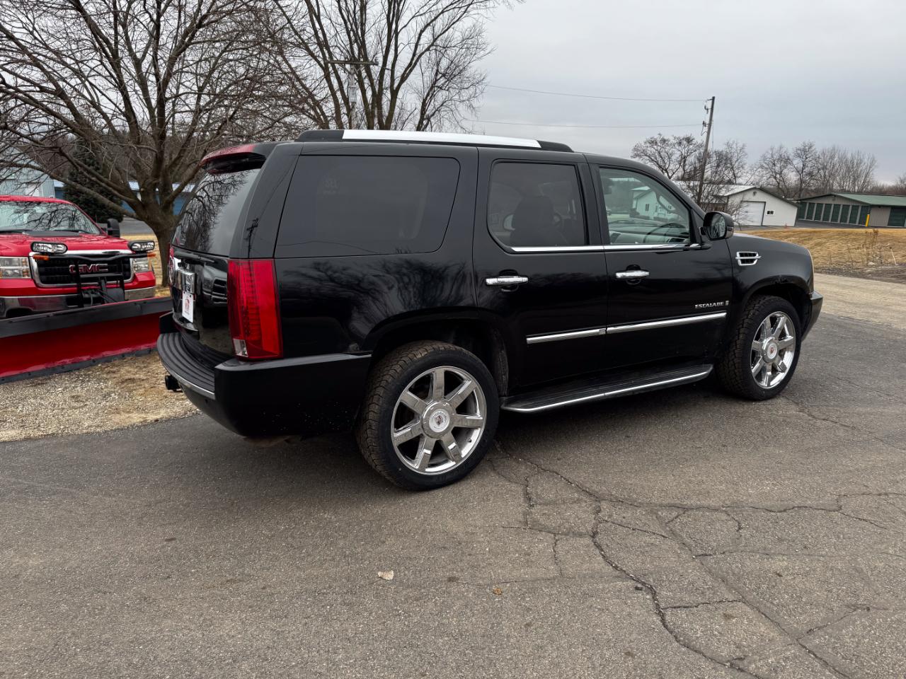 Cadillac Escalade AWD 4dr 2007
