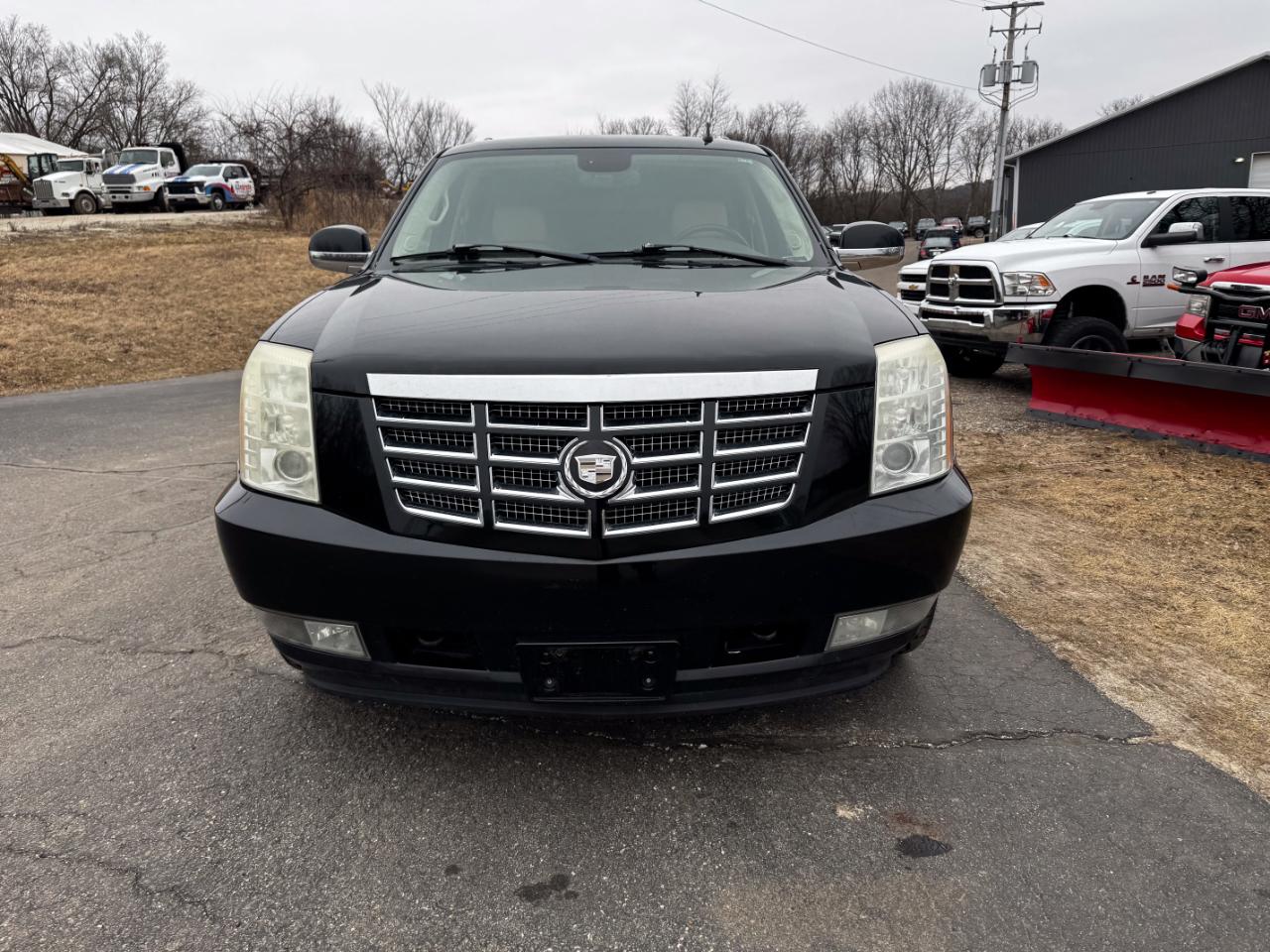 Cadillac Escalade AWD 4dr 2007