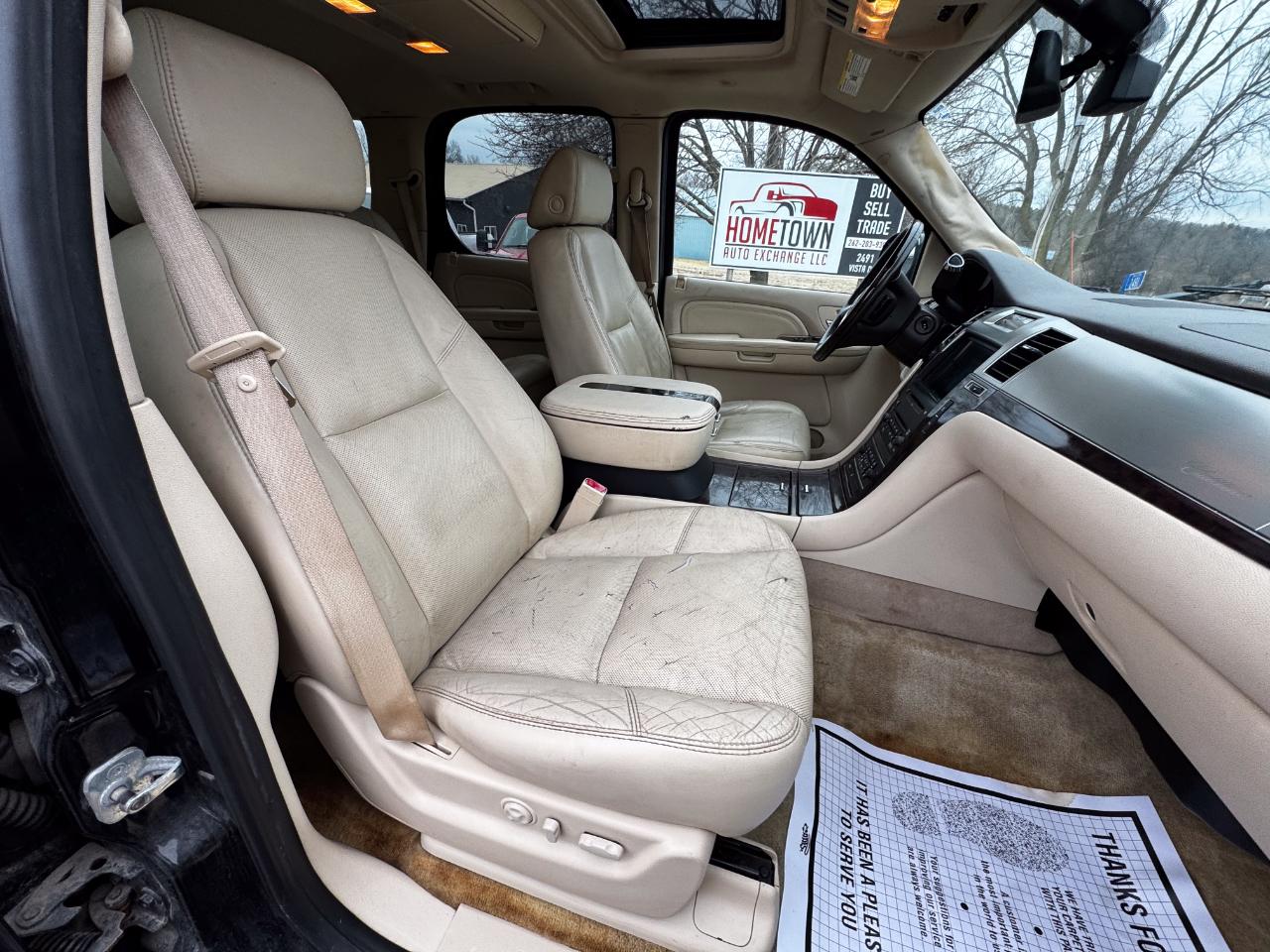 Cadillac Escalade AWD 4dr 2007