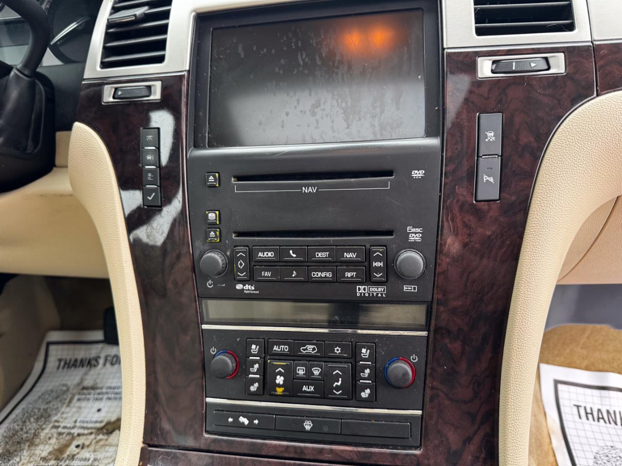 Cadillac Escalade AWD 4dr 2007