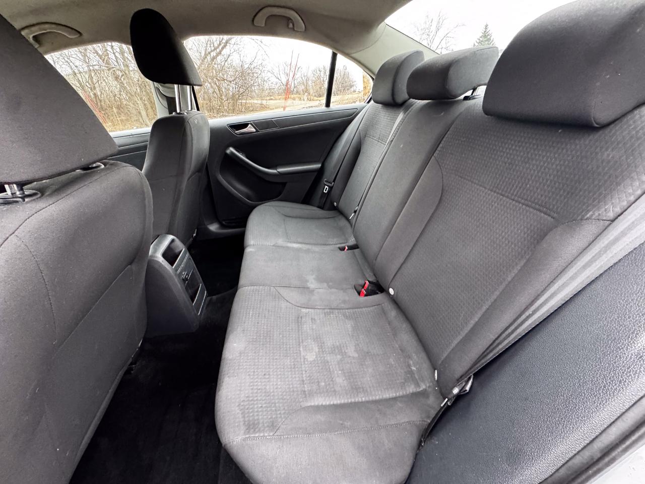 Volkswagen Jetta Sedan 4dr Auto 2.0L S 2015