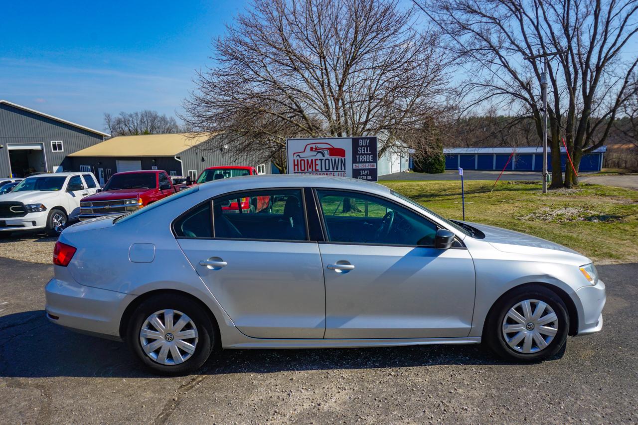 Volkswagen Jetta Sedan 4dr Auto 2.0L S 2015