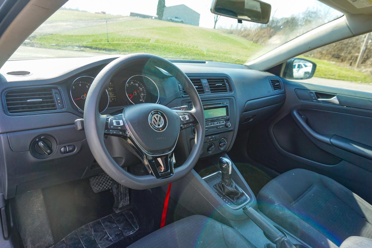 Volkswagen Jetta Sedan 4dr Auto 2.0L S 2015