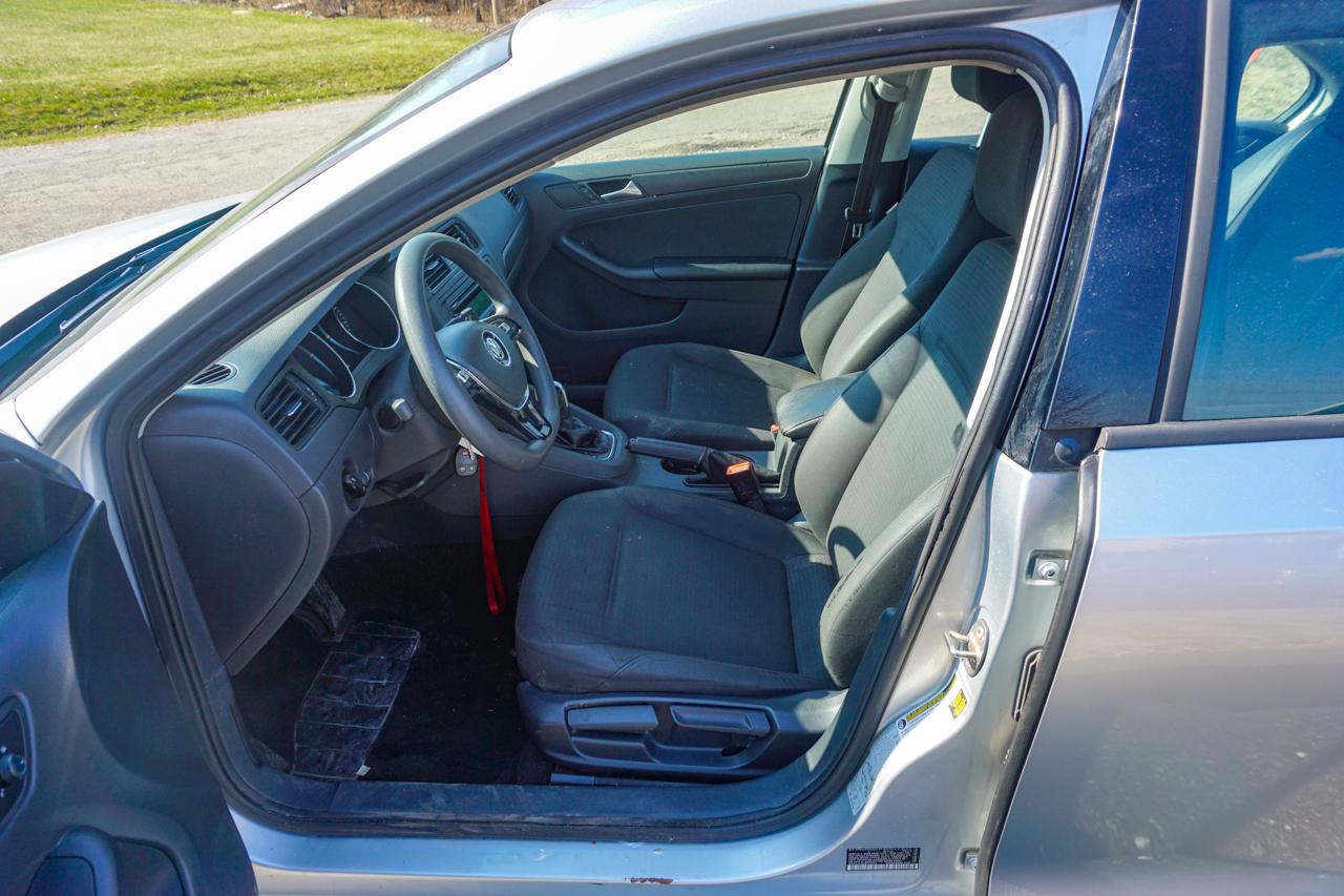 Volkswagen Jetta Sedan 4dr Auto 2.0L S 2015