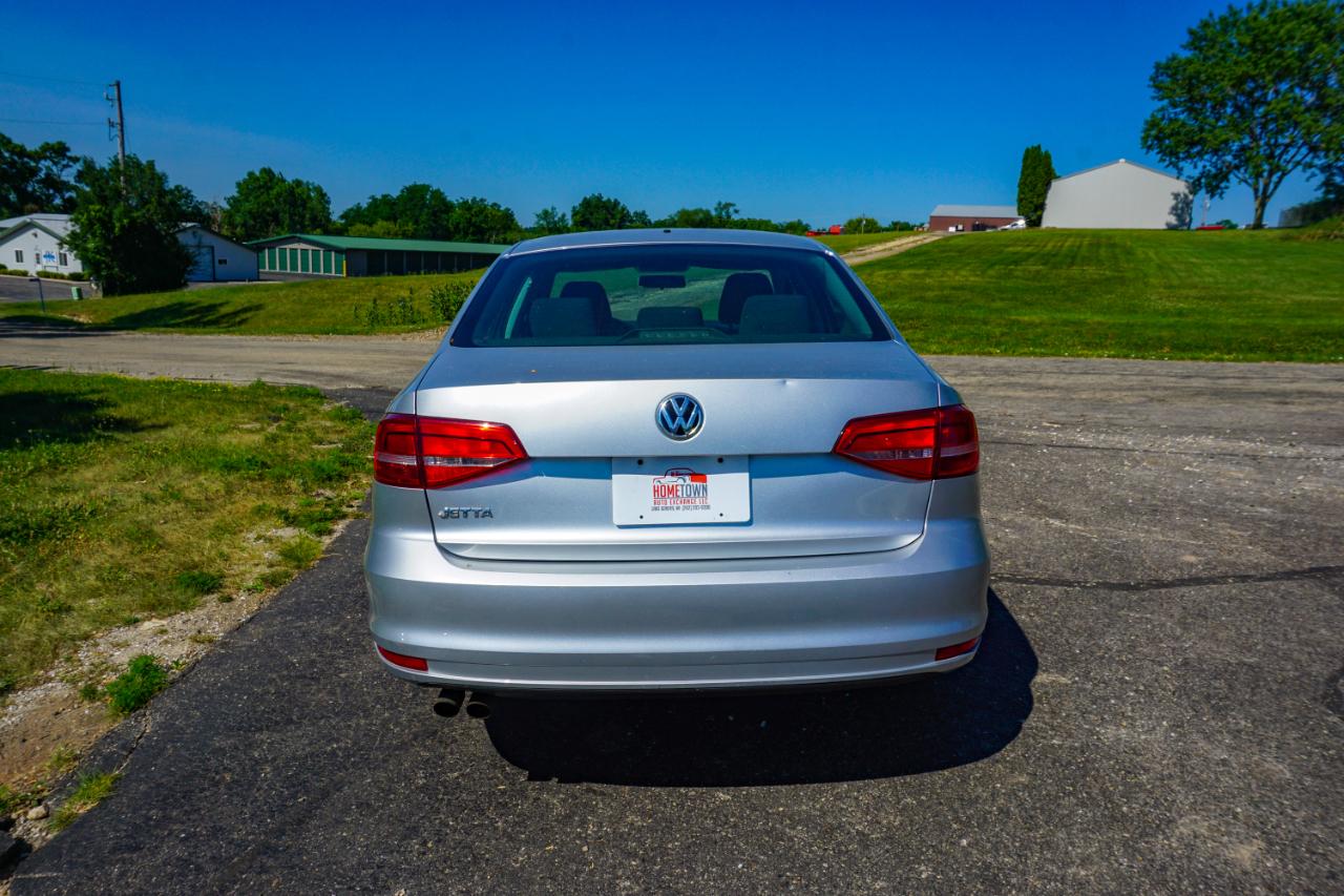 Volkswagen Jetta Sedan 4dr Auto 2.0L S 2015