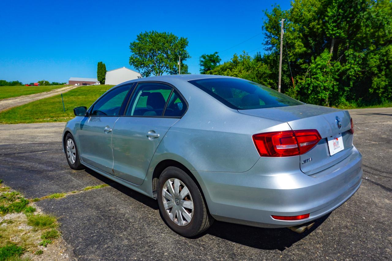 Volkswagen Jetta Sedan 4dr Auto 2.0L S 2015