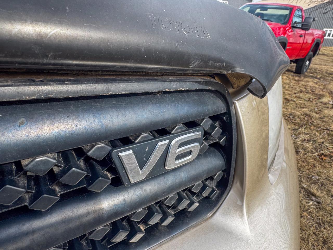 Toyota RAV4 4WD 4dr V6 (Natl) 2007