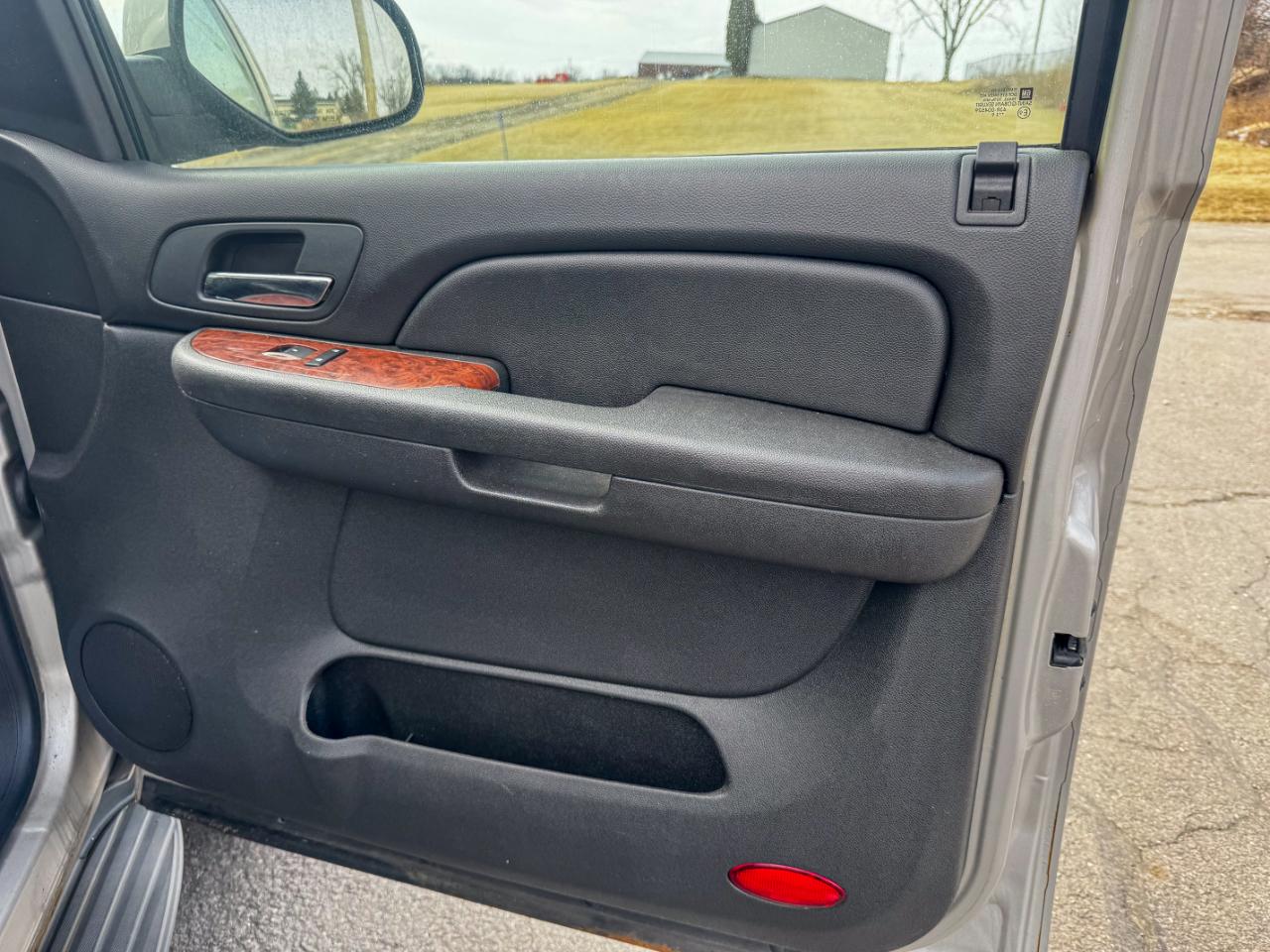 Chevrolet Tahoe 4WD 4dr 1500 LT w/2LT 2009