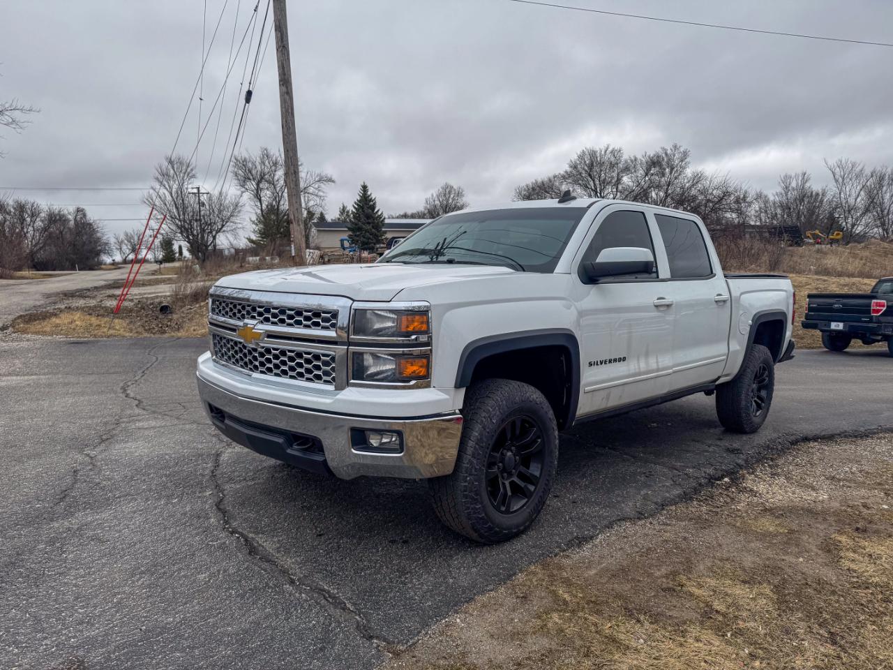 Chevrolet Silverado 1500 4WD Crew Cab 143.5" LT w/1LT 2015