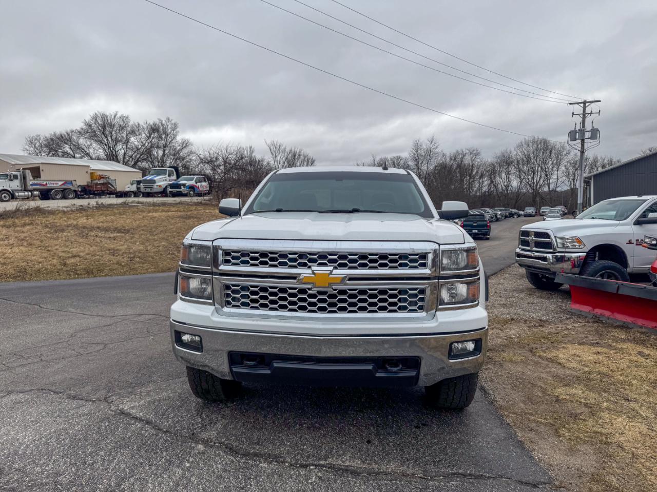 Chevrolet Silverado 1500 4WD Crew Cab 143.5" LT w/1LT 2015