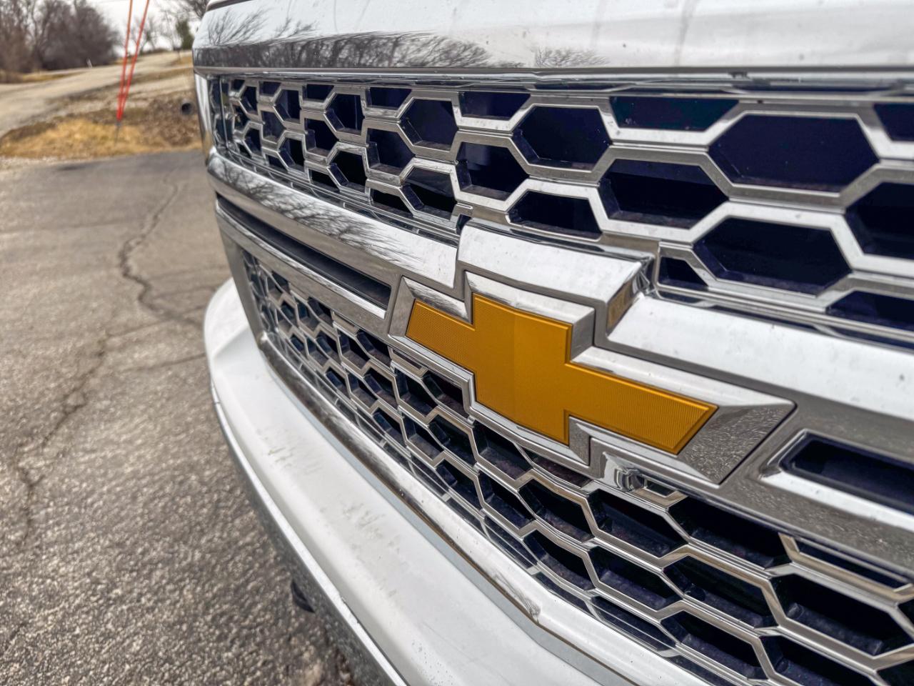 Chevrolet Silverado 1500 4WD Crew Cab 143.5" LT w/1LT 2015