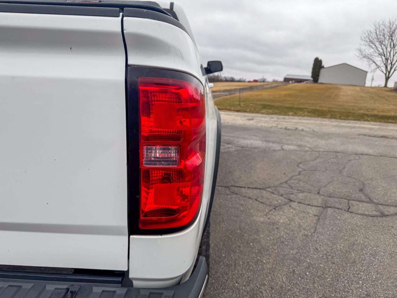 Chevrolet Silverado 1500 4WD Crew Cab 143.5" LT w/1LT 2015