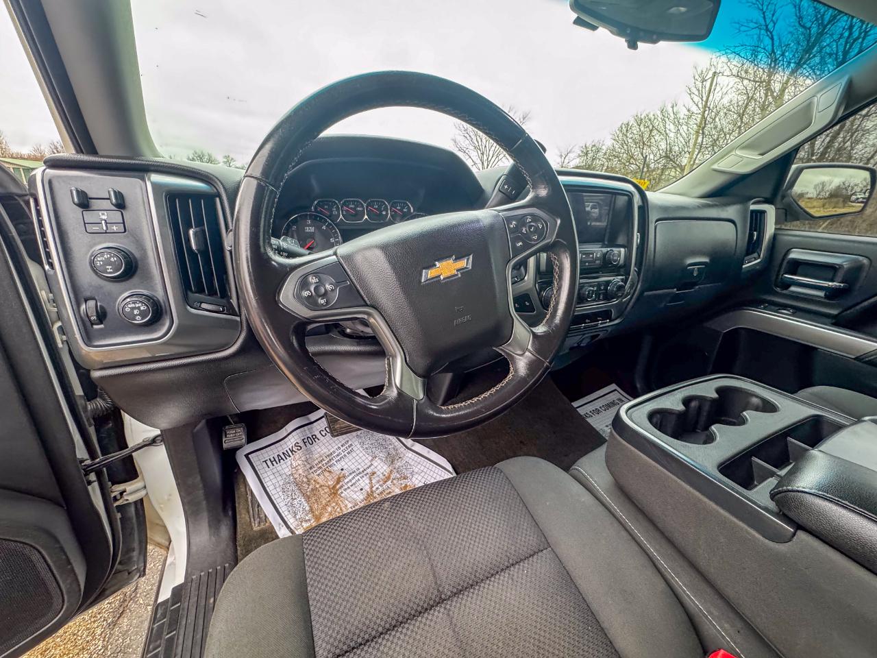 Chevrolet Silverado 1500 4WD Crew Cab 143.5" LT w/1LT 2015