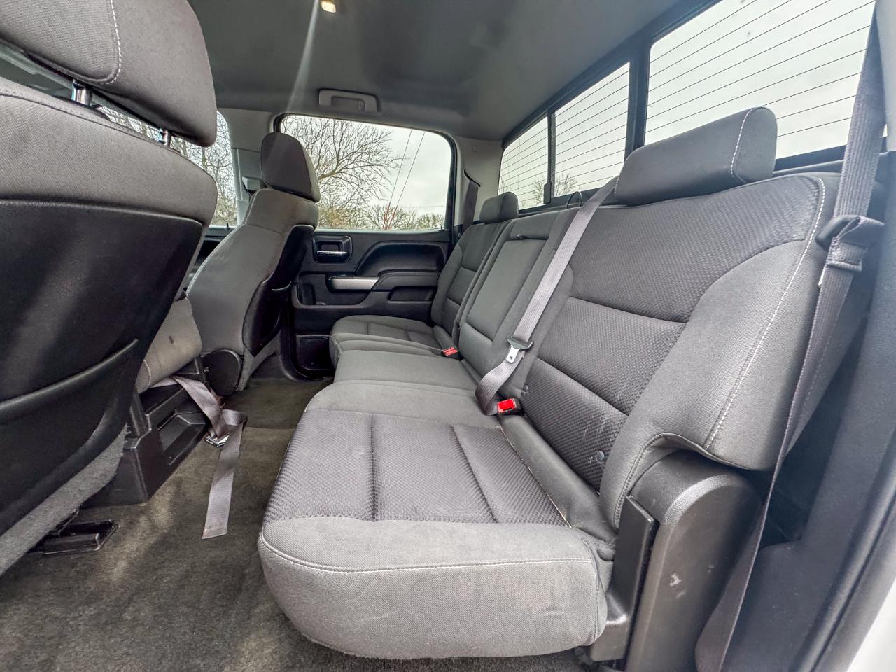 Chevrolet Silverado 1500 4WD Crew Cab 143.5" LT w/1LT 2015