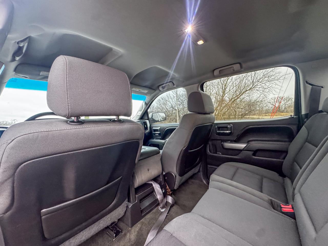 Chevrolet Silverado 1500 4WD Crew Cab 143.5" LT w/1LT 2015