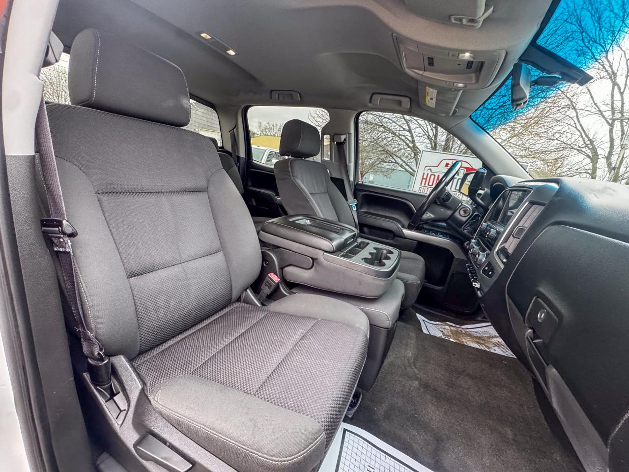 Chevrolet Silverado 1500 4WD Crew Cab 143.5" LT w/1LT 2015