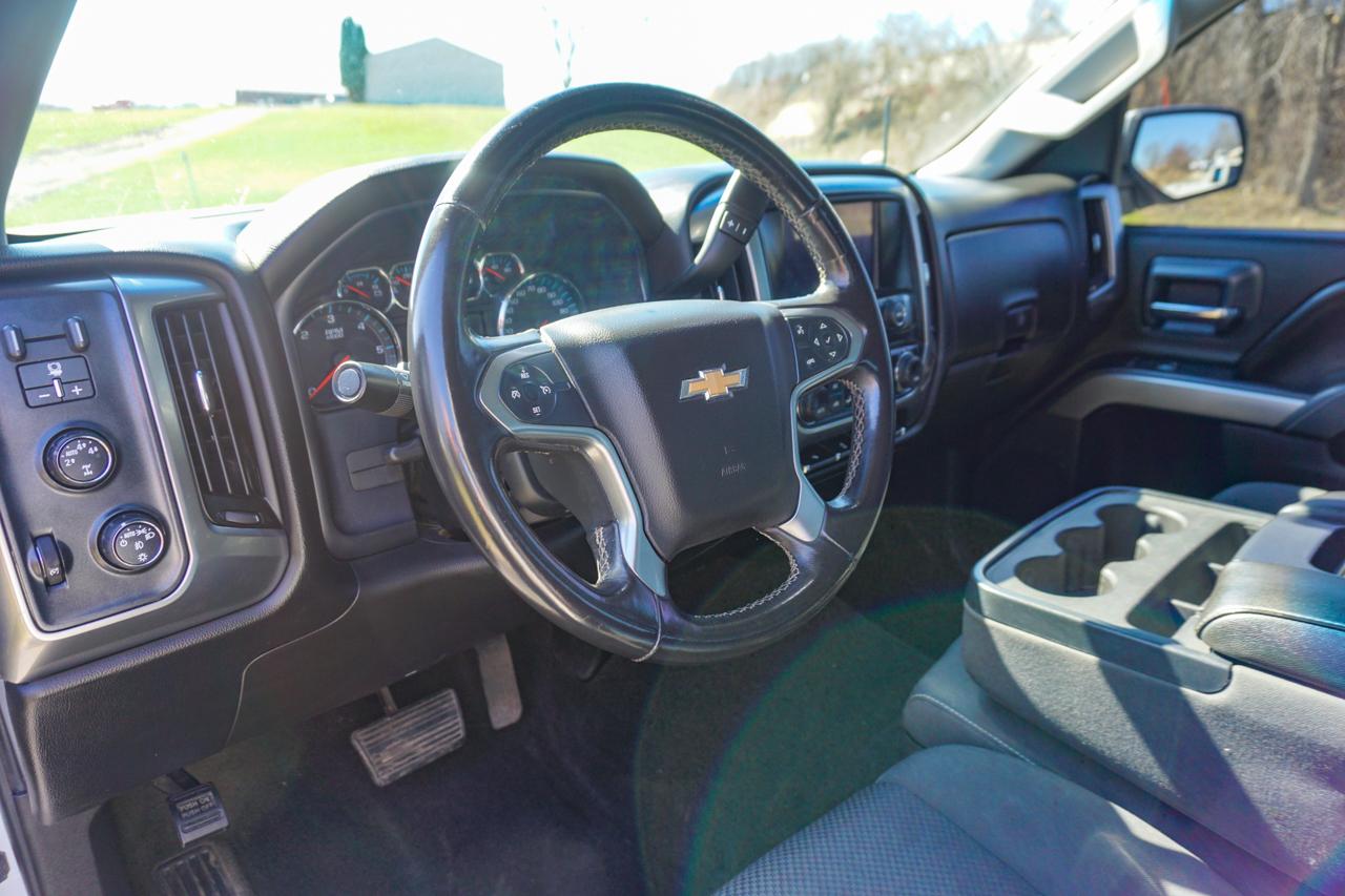 Chevrolet Silverado 1500 4WD Crew Cab 143.5" LT w/1LT 2015