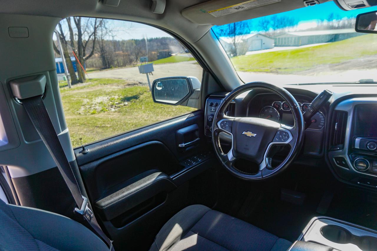 Chevrolet Silverado 1500 4WD Crew Cab 143.5" LT w/1LT 2015