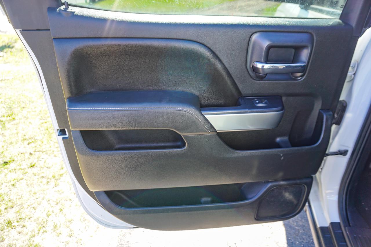 Chevrolet Silverado 1500 4WD Crew Cab 143.5" LT w/1LT 2015