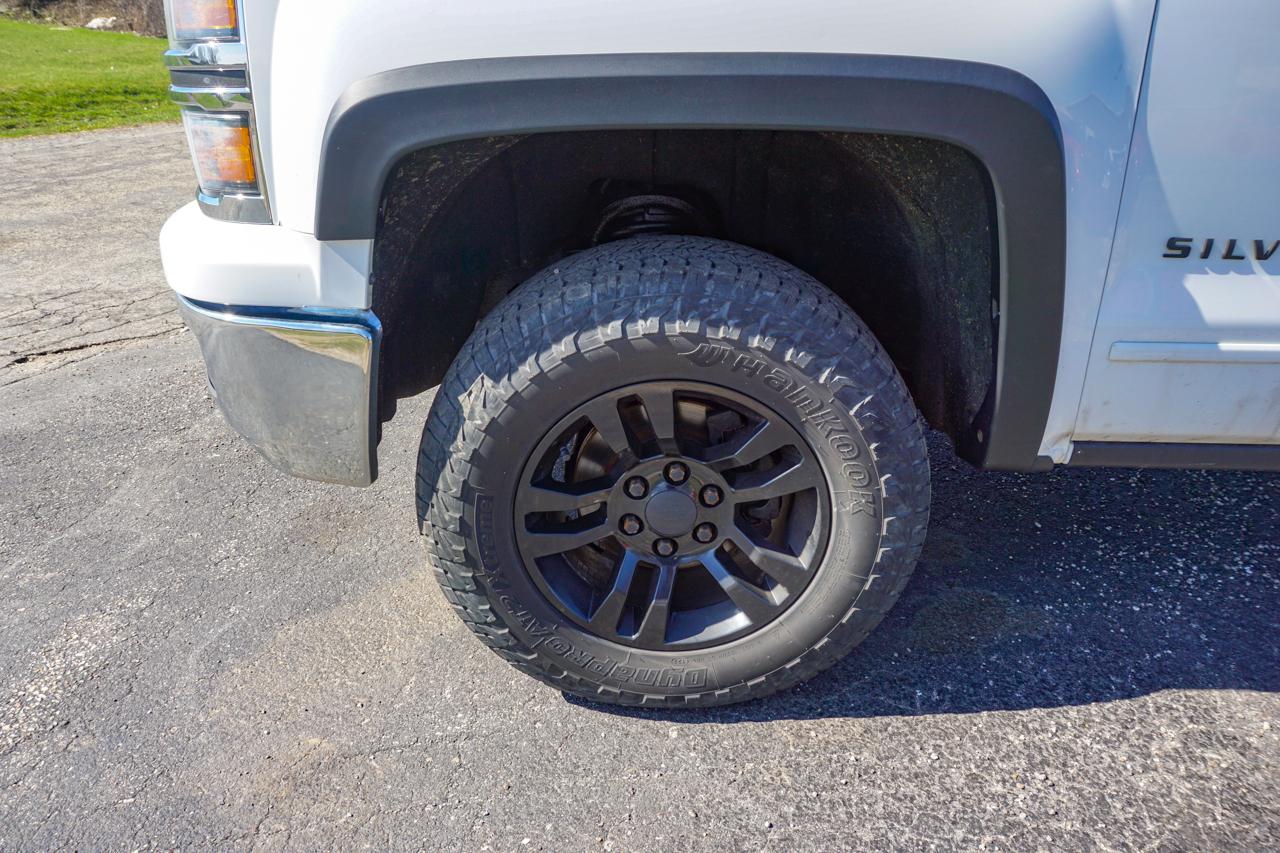 Chevrolet Silverado 1500 4WD Crew Cab 143.5" LT w/1LT 2015