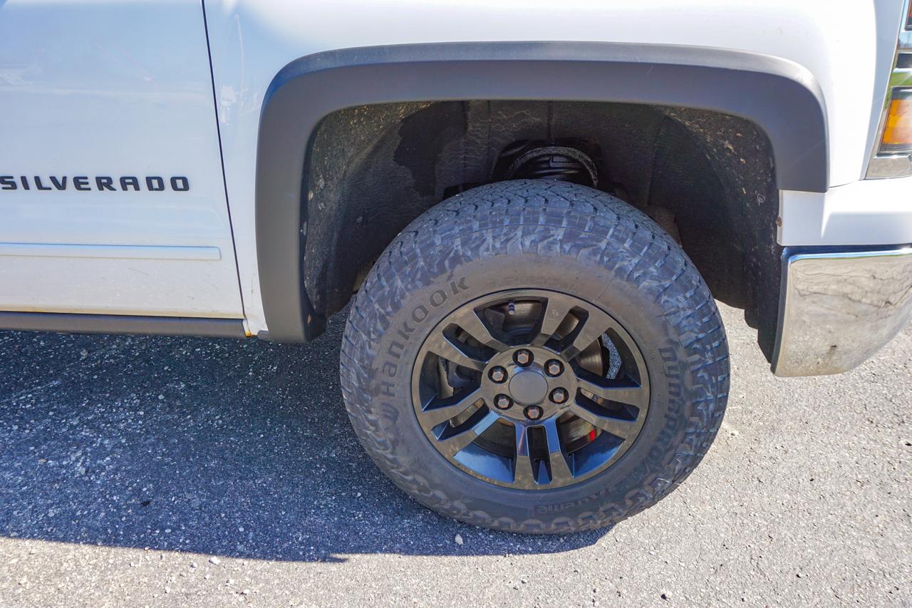 Chevrolet Silverado 1500 4WD Crew Cab 143.5" LT w/1LT 2015