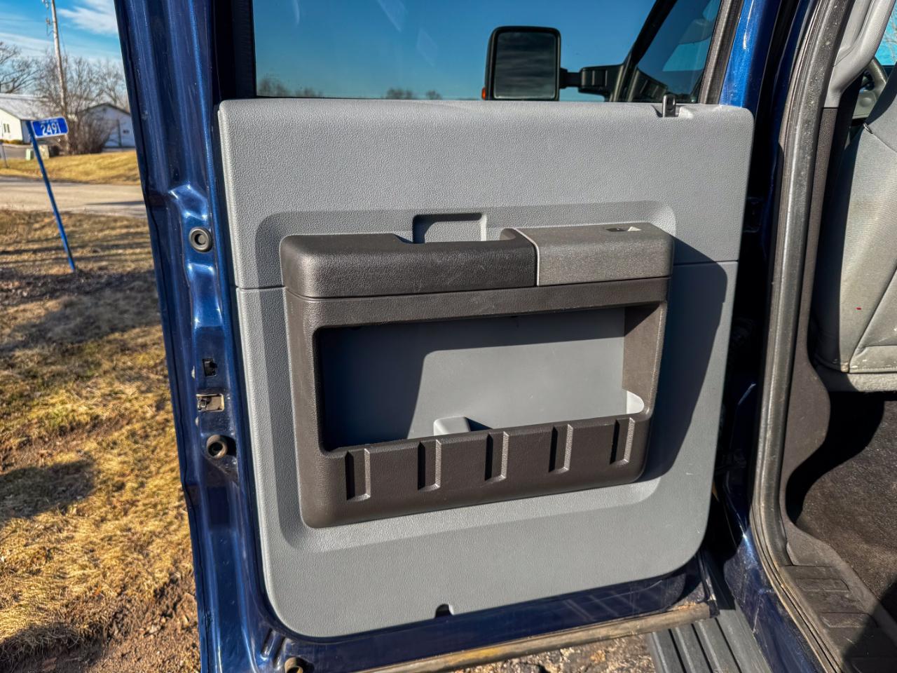 Ford Super Duty F-250 SRW 4WD Crew Cab 156" King Ranch 2011