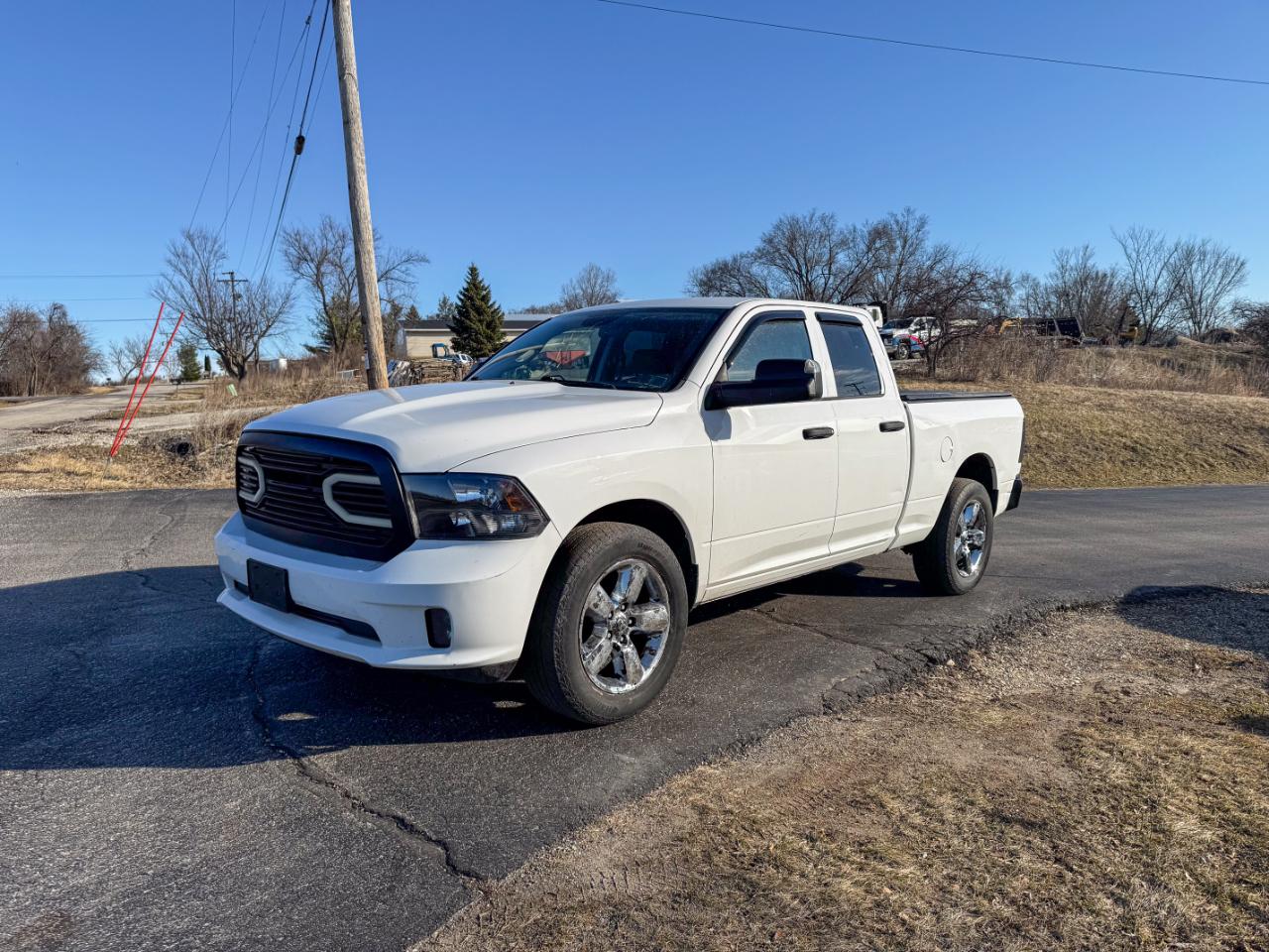 RAM 1500 Express 4x4 Quad Cab 6'4" Box 2018