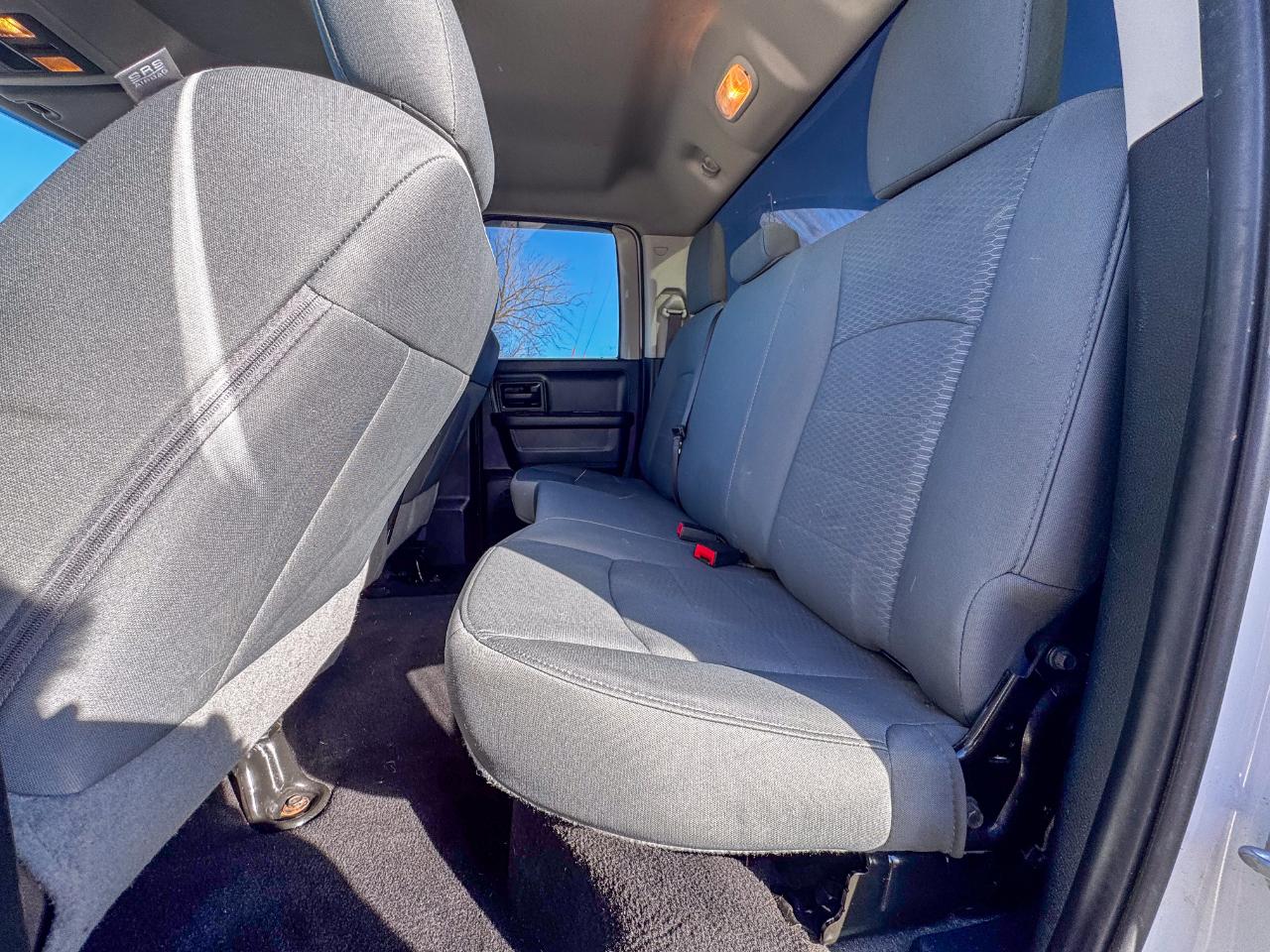 RAM 1500 Express 4x4 Quad Cab 6'4" Box 2018