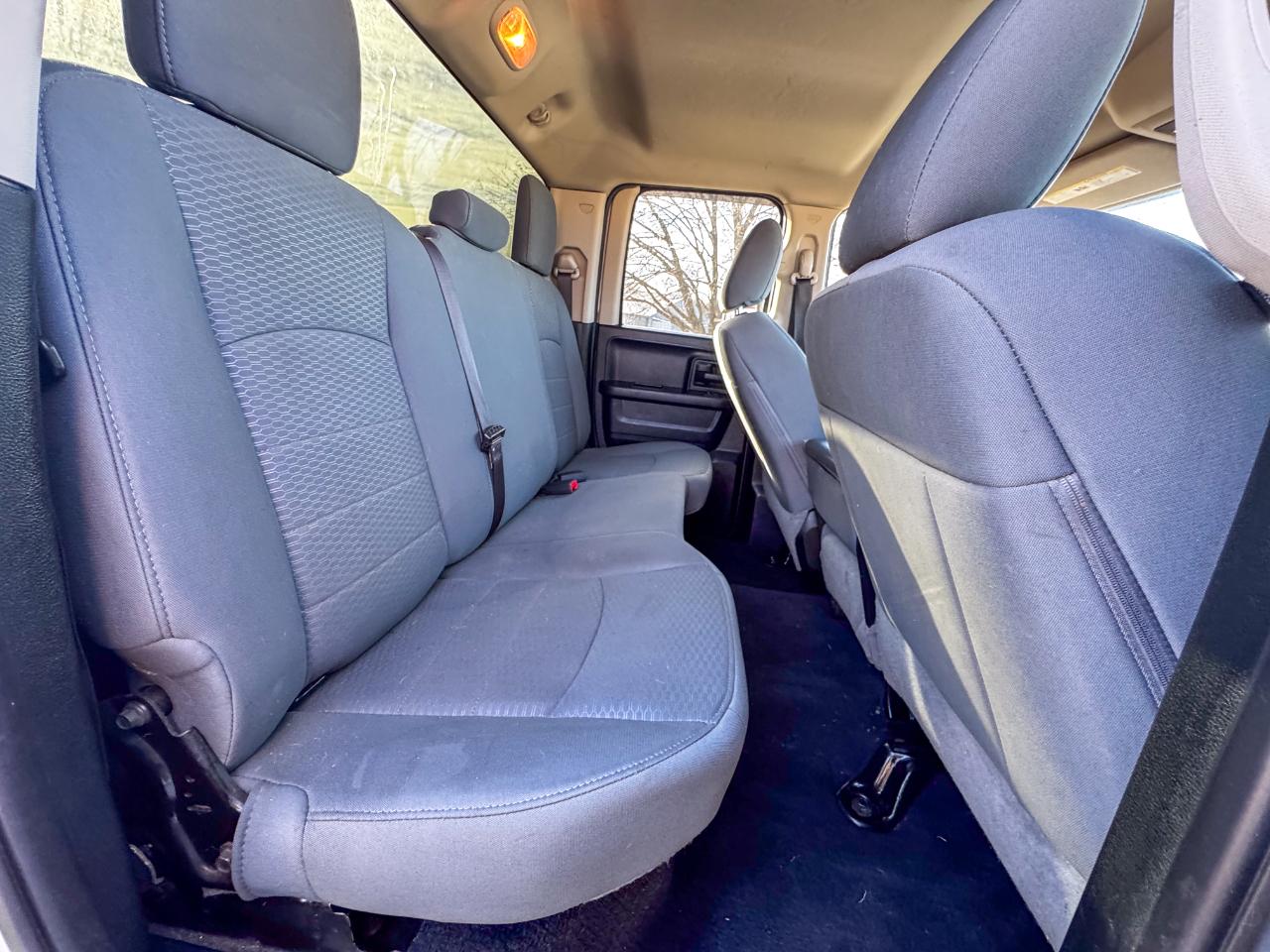 RAM 1500 Express 4x4 Quad Cab 6'4" Box 2018