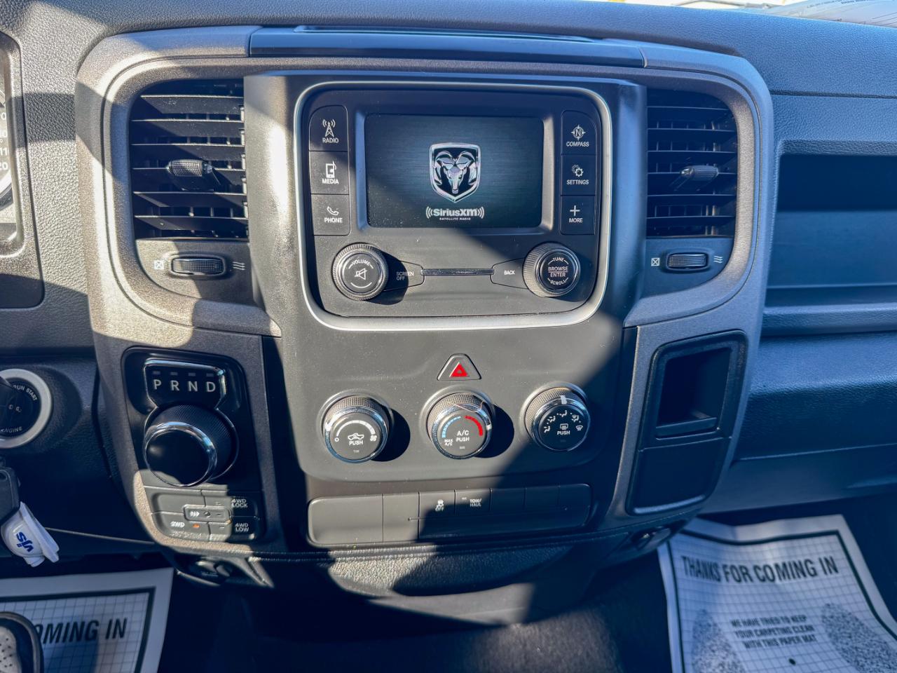 RAM 1500 Express 4x4 Quad Cab 6'4" Box 2018