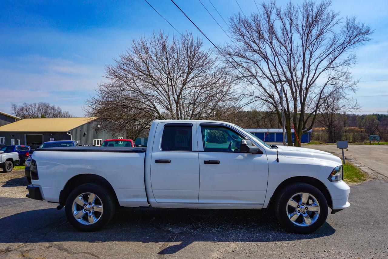 RAM 1500 Express 4x4 Quad Cab 6'4" Box 2018