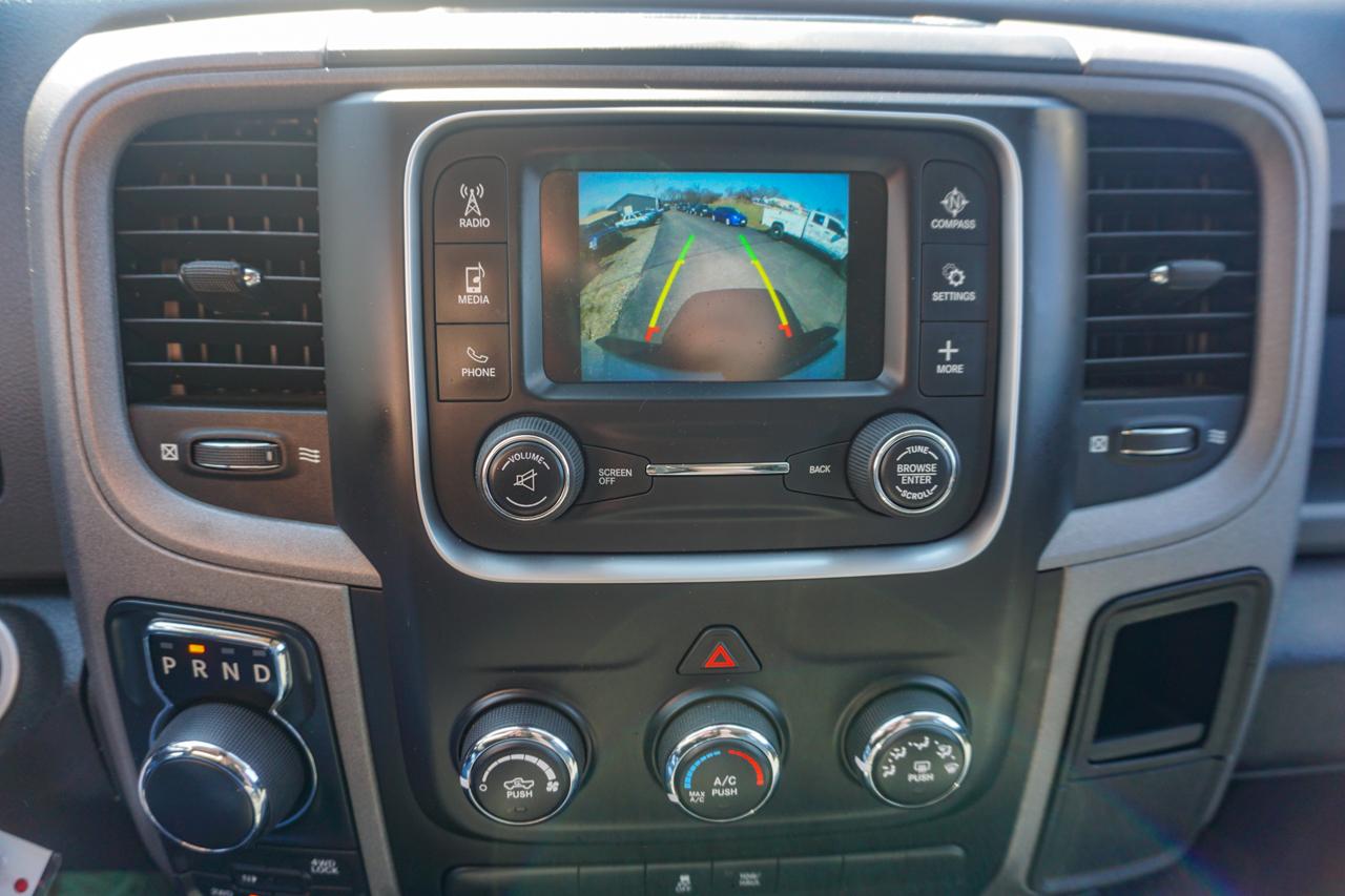 RAM 1500 Express 4x4 Quad Cab 6'4" Box 2018