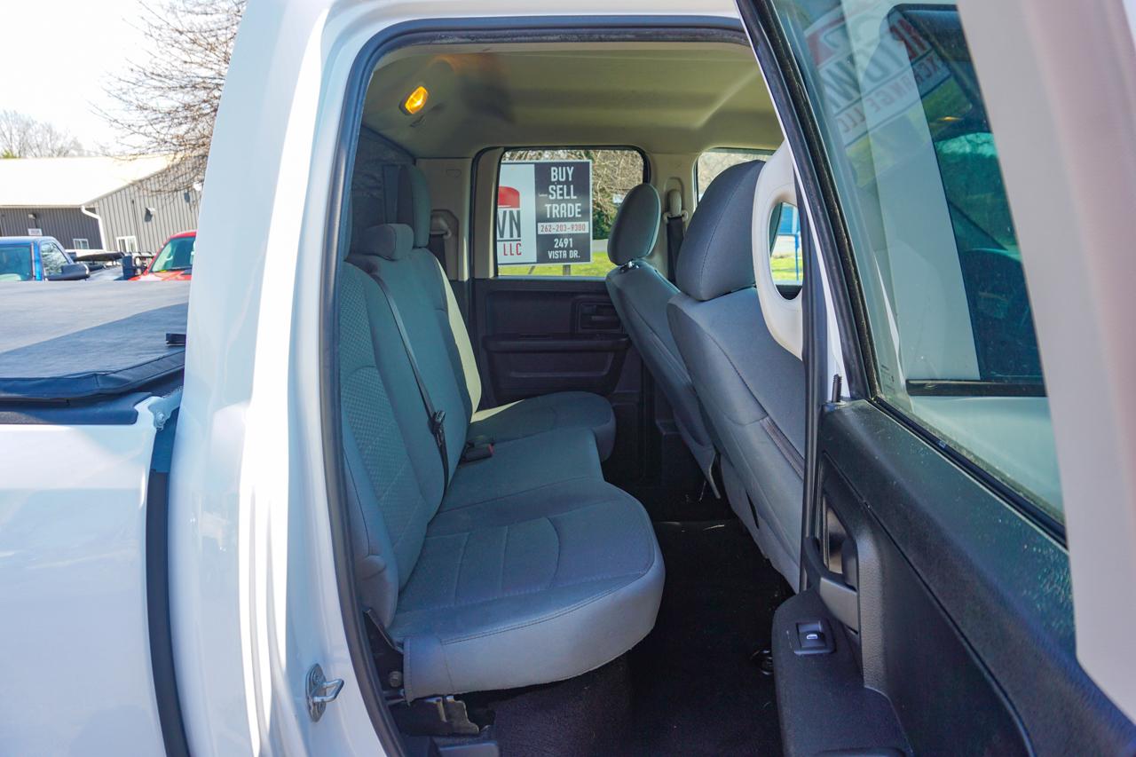 RAM 1500 Express 4x4 Quad Cab 6'4" Box 2018