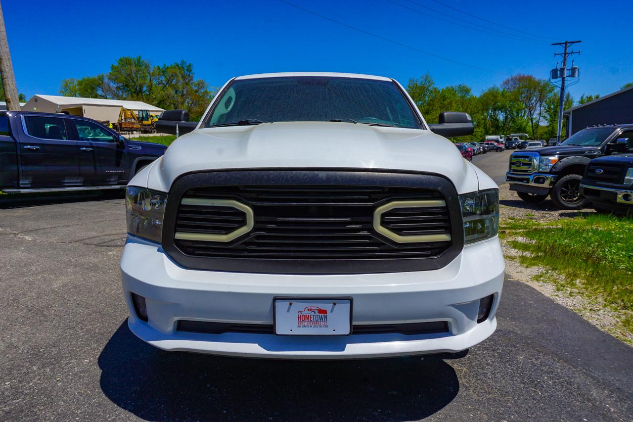 RAM 1500 Express 4x4 Quad Cab 6'4" Box 2018