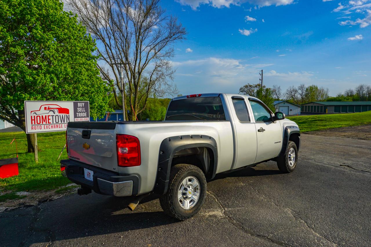 Chevrolet Silverado 2500HD 4WD Ext Cab 143.5" LT 2010
