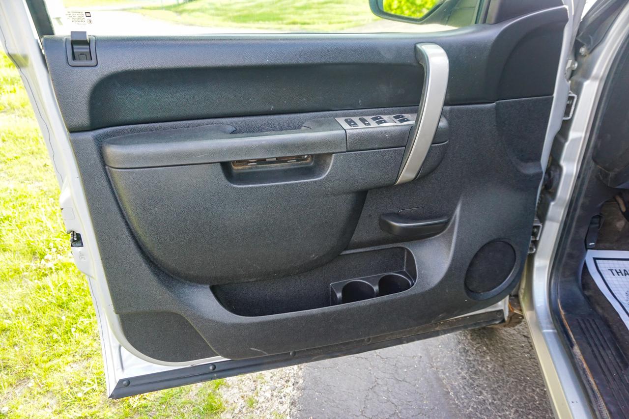 Chevrolet Silverado 2500HD 4WD Ext Cab 143.5" LT 2010