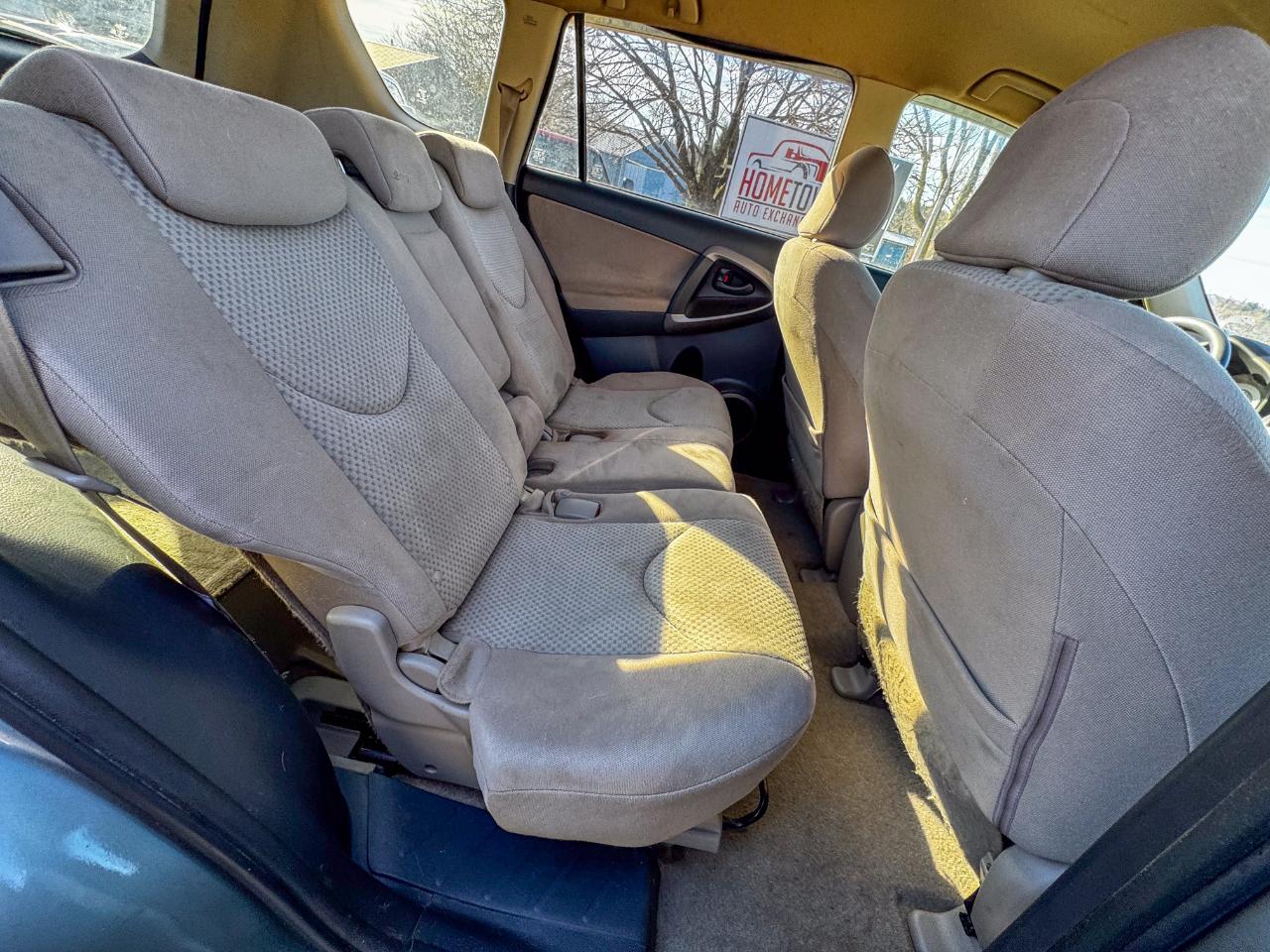 Toyota RAV4 4WD 4dr 4-cyl (Natl) 2007