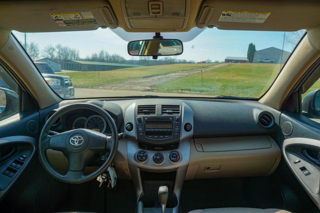 Toyota RAV4 4WD 4dr 4-cyl (Natl) 2007