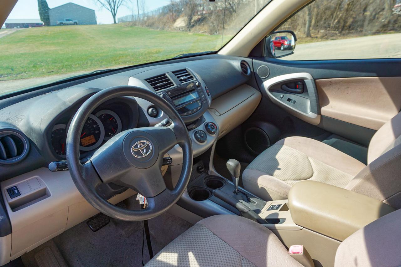 Toyota RAV4 4WD 4dr 4-cyl (Natl) 2007