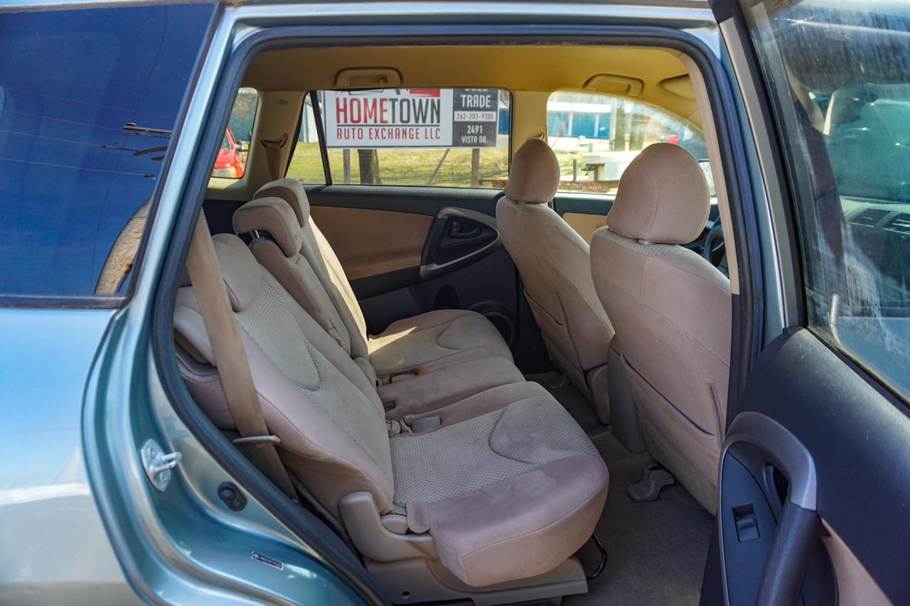 Toyota RAV4 4WD 4dr 4-cyl (Natl) 2007