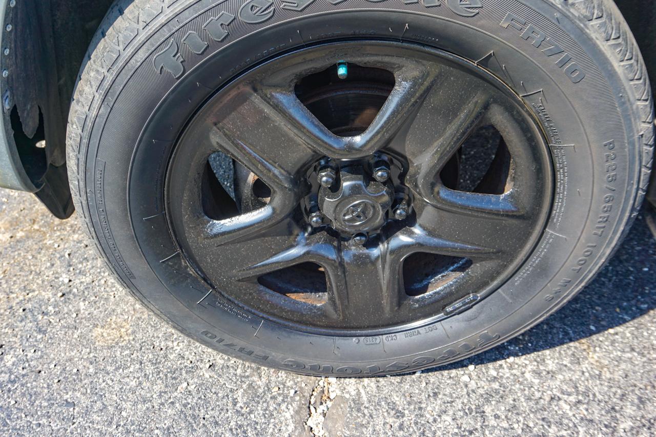 Toyota RAV4 4WD 4dr 4-cyl (Natl) 2007