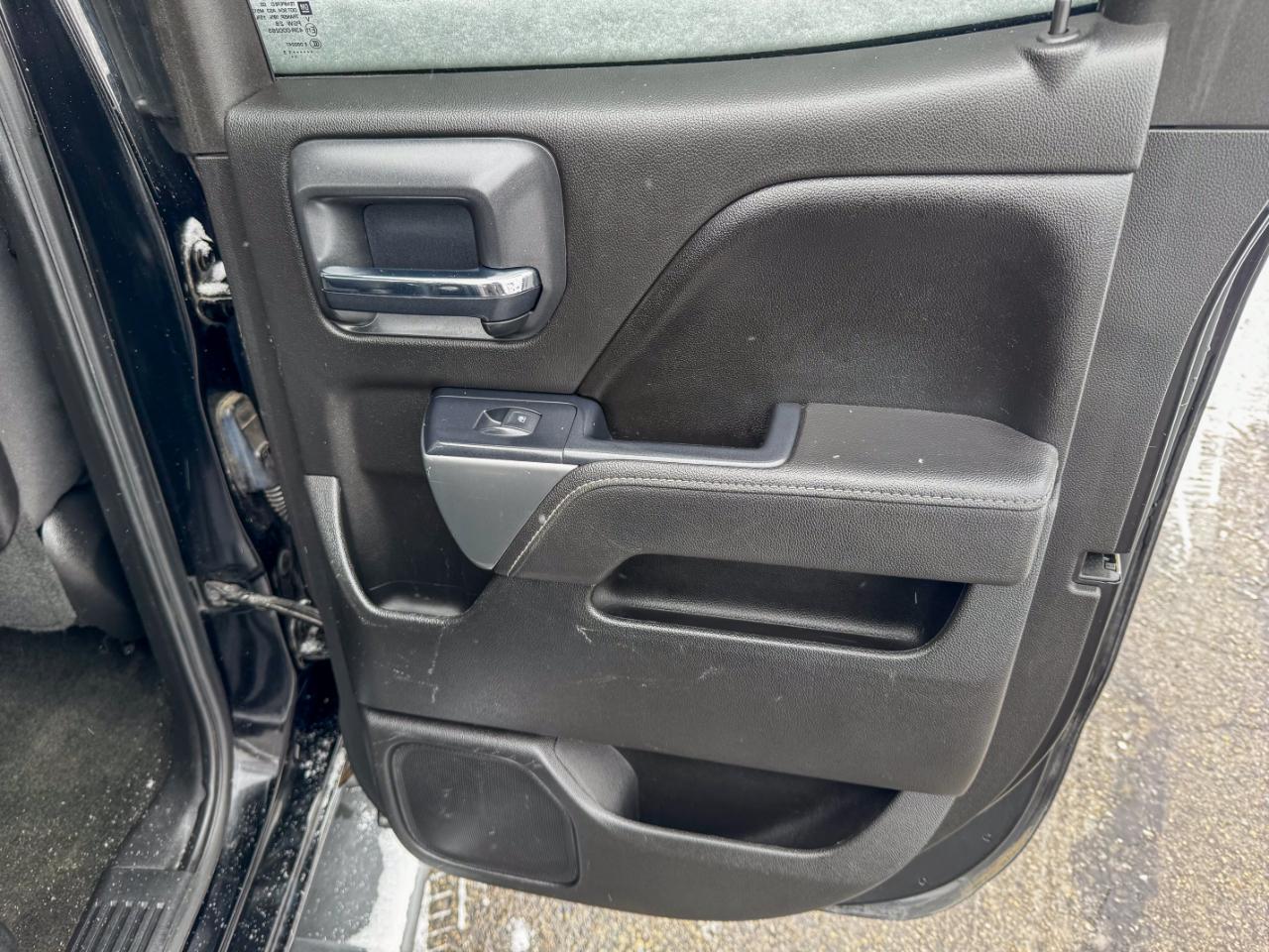 Chevrolet Silverado 1500 4WD Double Cab 143.5" LT w/1LT 2015