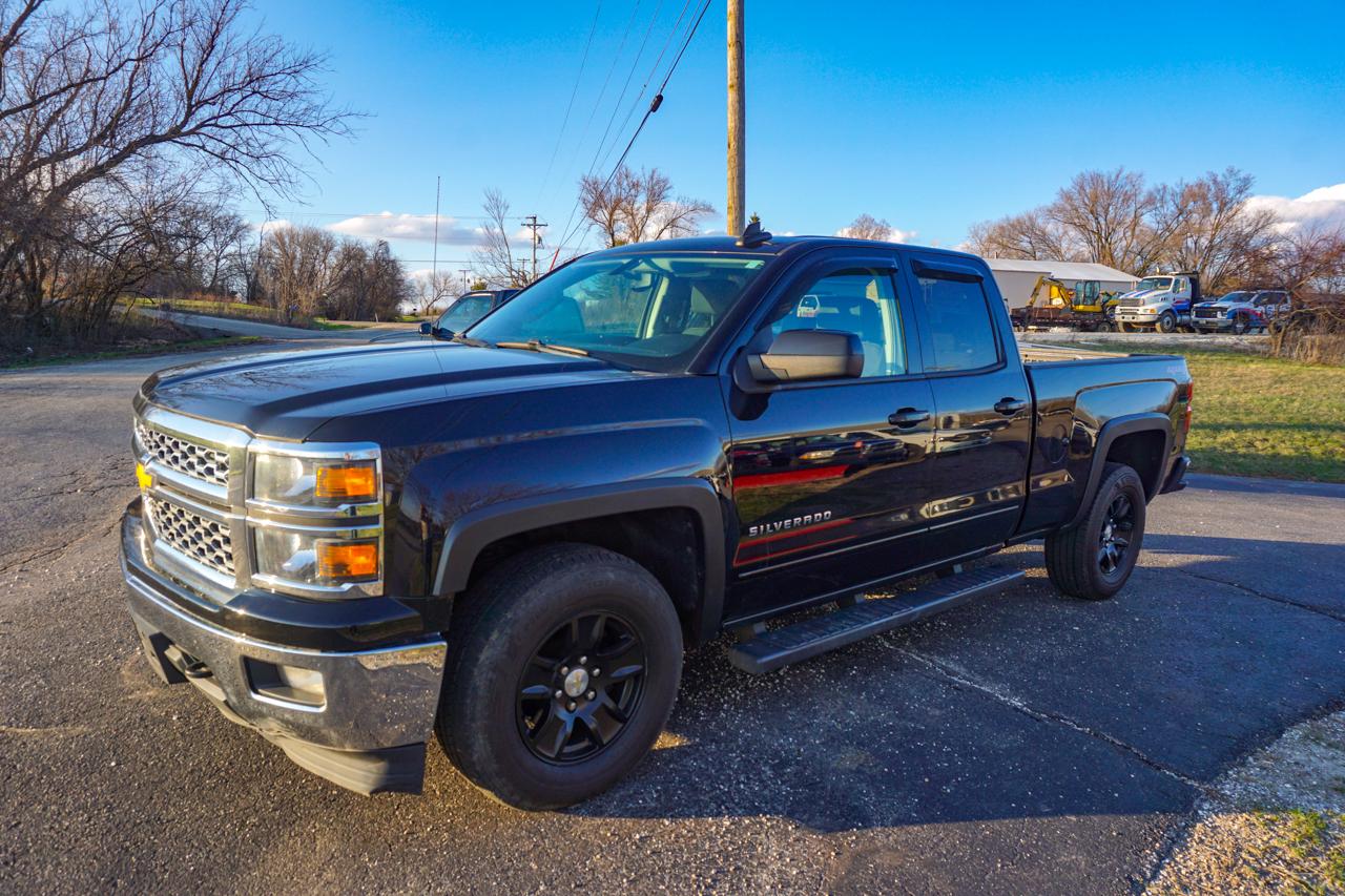 Chevrolet Silverado 1500 4WD Double Cab 143.5" LT w/1LT 2015