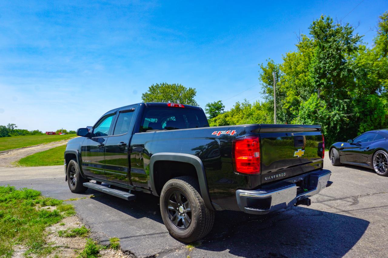 Chevrolet Silverado 1500 4WD Double Cab 143.5" LT w/1LT 2015